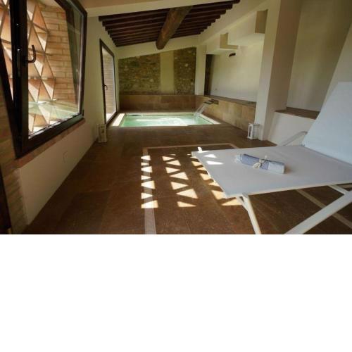 Ferienhaus mit Privatpool für 24 Personen 6 Kinder ca 700 m in Volterra, Toskana Provinz Pisa