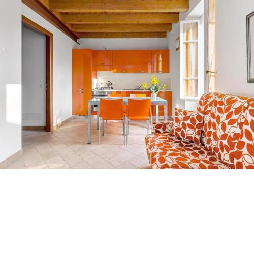 Ferienwohnung für 4 Personen 1 Kind ca 90 m in San Felice del Benaco, Gardasee Westufer Gardasee