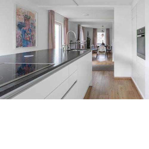 Ferienwohnung Kastenmühle im Mondseeland mit Südbalkon in grüner Lage