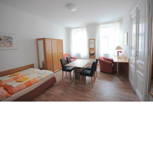 Ferienwohnung Schloessel 10
