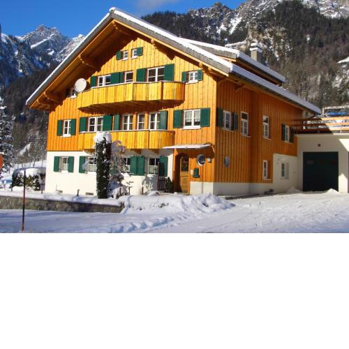 Ferienwohnung Stelzis