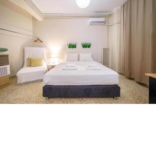 Filopappou Decent Apartment