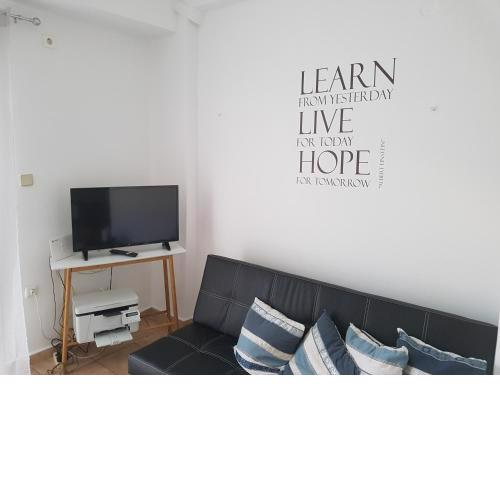 Filopappou Hill Apartment