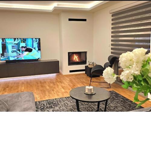 Filothei Luxury Apartment 110m2