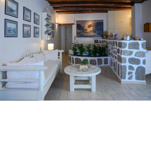 Filoxenia Apartments