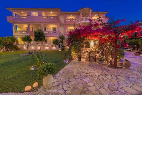 Filoxenia Luxury Studios & Apartments
