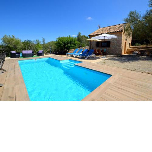 Finca con piscina en Llubí