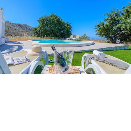Finca El Mirador Malaga by Ruralidays