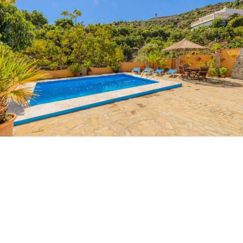 Finca el Valle Nerja by Ruralidays