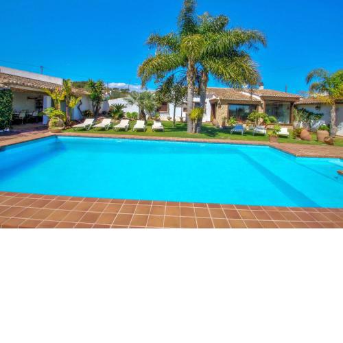 Finca La Coma - modern, well-equipped villa with private pool in Benissa