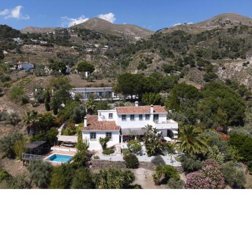 Finca Mar y Montaña