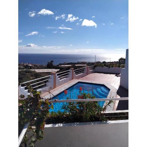Finca Oasis Mango,Holiday home, Vivienda Vacacional, Candelaria Comunal Pool, Sea View from private terraces,3 mins to town by car, WiFi, Netflix