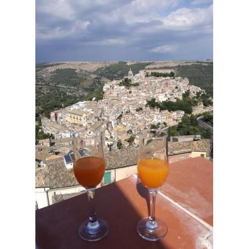 Finestre su Ibla
