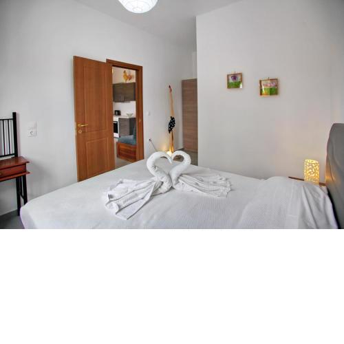 Finikas Apartments