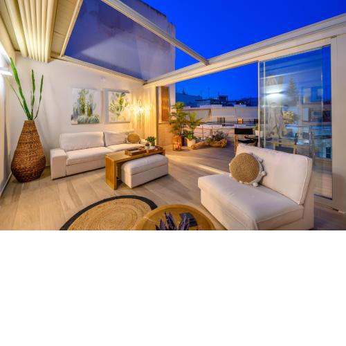 Fiorela's casa- A stylish loft apartment in the heart of Preveza