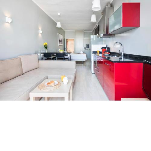 Fira Apartments by gaiarooms