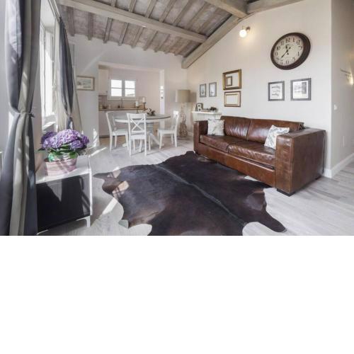 Firenze top-floor flat close to Arno