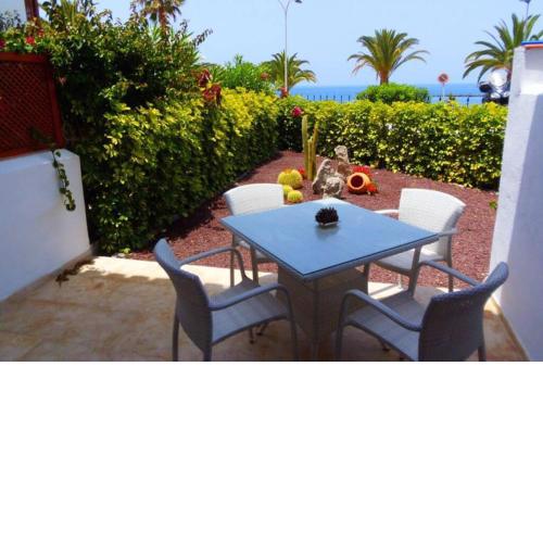 First line apartment in El Beril Playa del Duque PD1