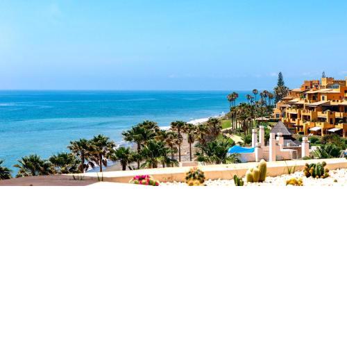 FIRST LINE Penthouse with PRIVATE Rooftop Pool, Fully Equipped Kitchen & Beautiful Sea View - Bahia de la Plata Urbanization