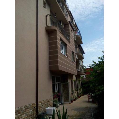 Fits Guest House