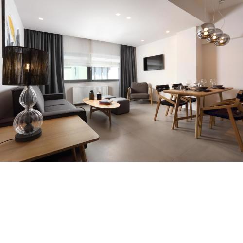 Fivos Lifestyle Suite