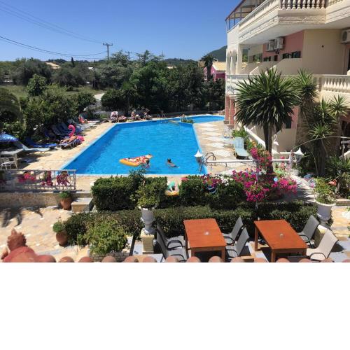 Flamingo Apartments Moraitika Corfu