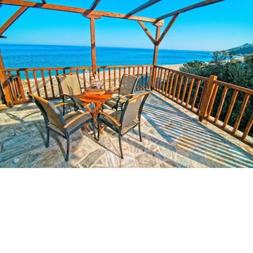 Flamingo Hotel Pelion - Seaside Superior Studios & Suites
