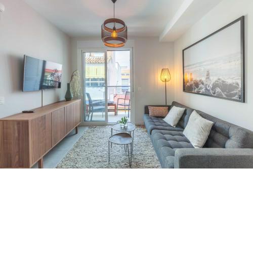 Flat in the bustling center of Fuengirola Ref 99