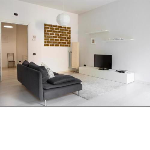 FlaT In The GarDeN Navigli Milan Center