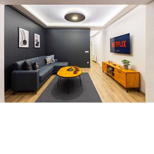 Flat with Backyard in Sisli