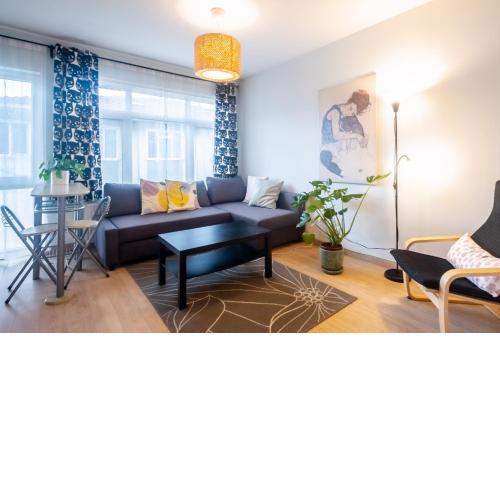 Flat with Balcony near Bull Statue in Kadikoy