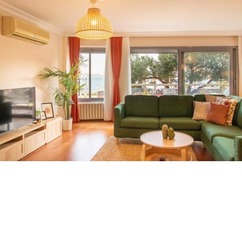 Flat with Central Location, in Karsiyaka