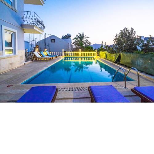 Flat with Shared Pool and Shared Backyard in Kas