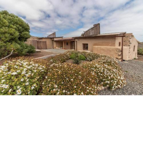 Flatguest Charming House + Pool + Terrace + Views