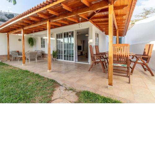 Flatguest Orinoco + Pool + Terrace + Garden