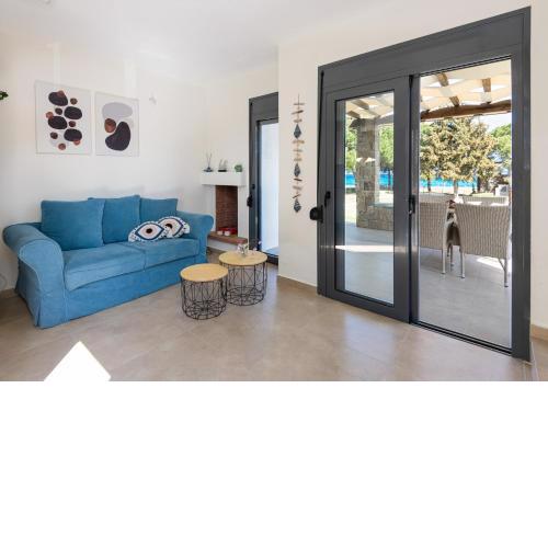 #FLH - Amalthia Beachfront House in Pefkohori