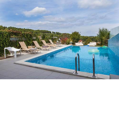 #FLH - Salted Lime Pool Villa