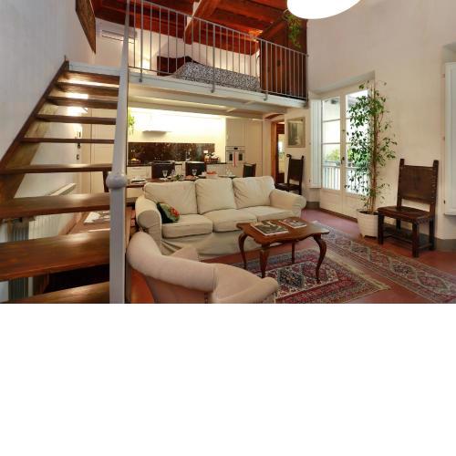 Florence Pitti Loft