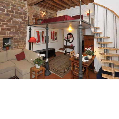 Florence Rental
