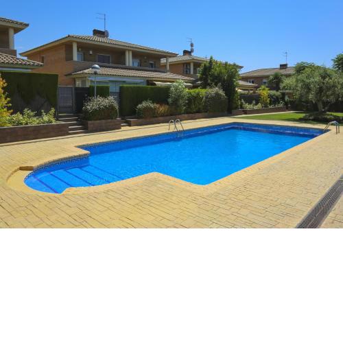Florencia Planet Costa Dorada ONLY FAMILIES
