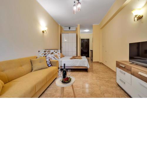 Florenza Khamsin- Studio s bazénem