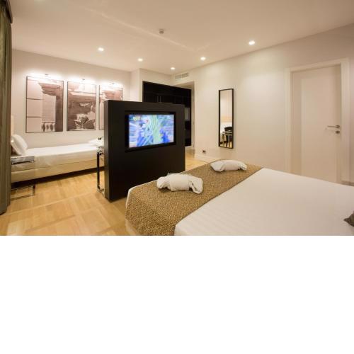 Floris Hotel