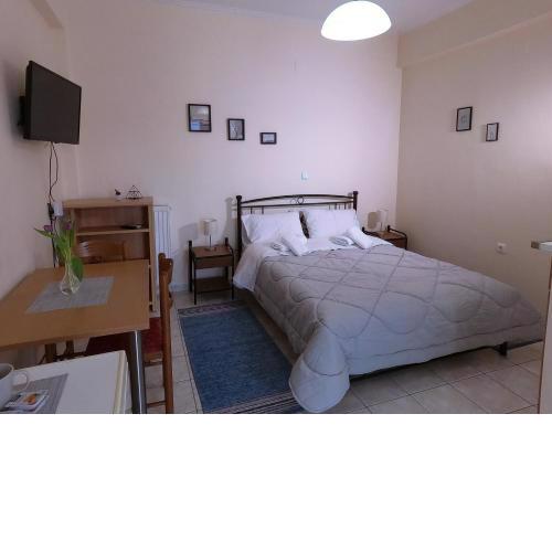 Flo's Apartments