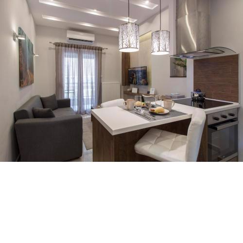 FLOW - White Tower Two Bedroom Suite