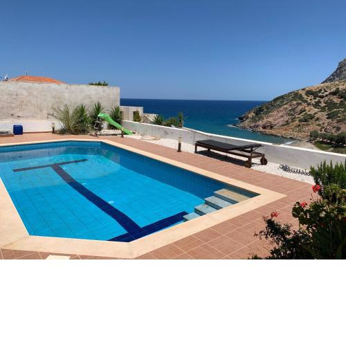 Fodele Luxury Villa