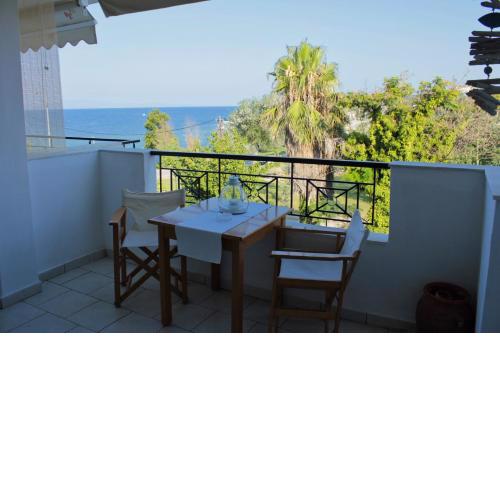 Fokais Beach Apartment