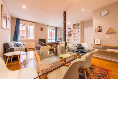 For You Rentals Nuevos Ministerios apartment MPA14