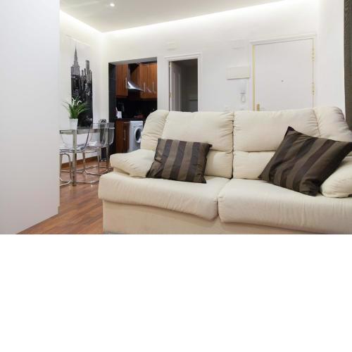 For You Rentals Plaza Dos de Mayo Apartment DP13