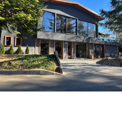 Forest View Hotel