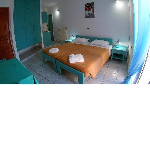 Fouli Studios & Apartments